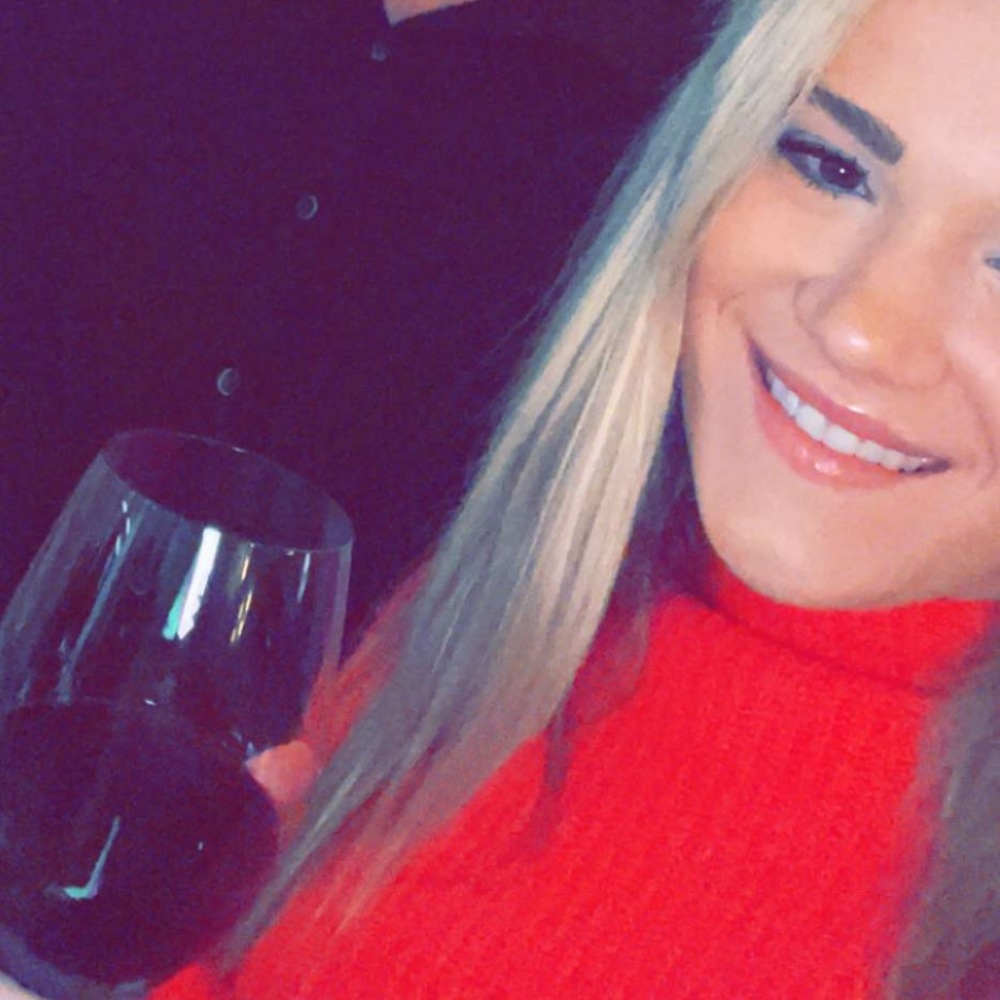 Meet your Posher, Anna